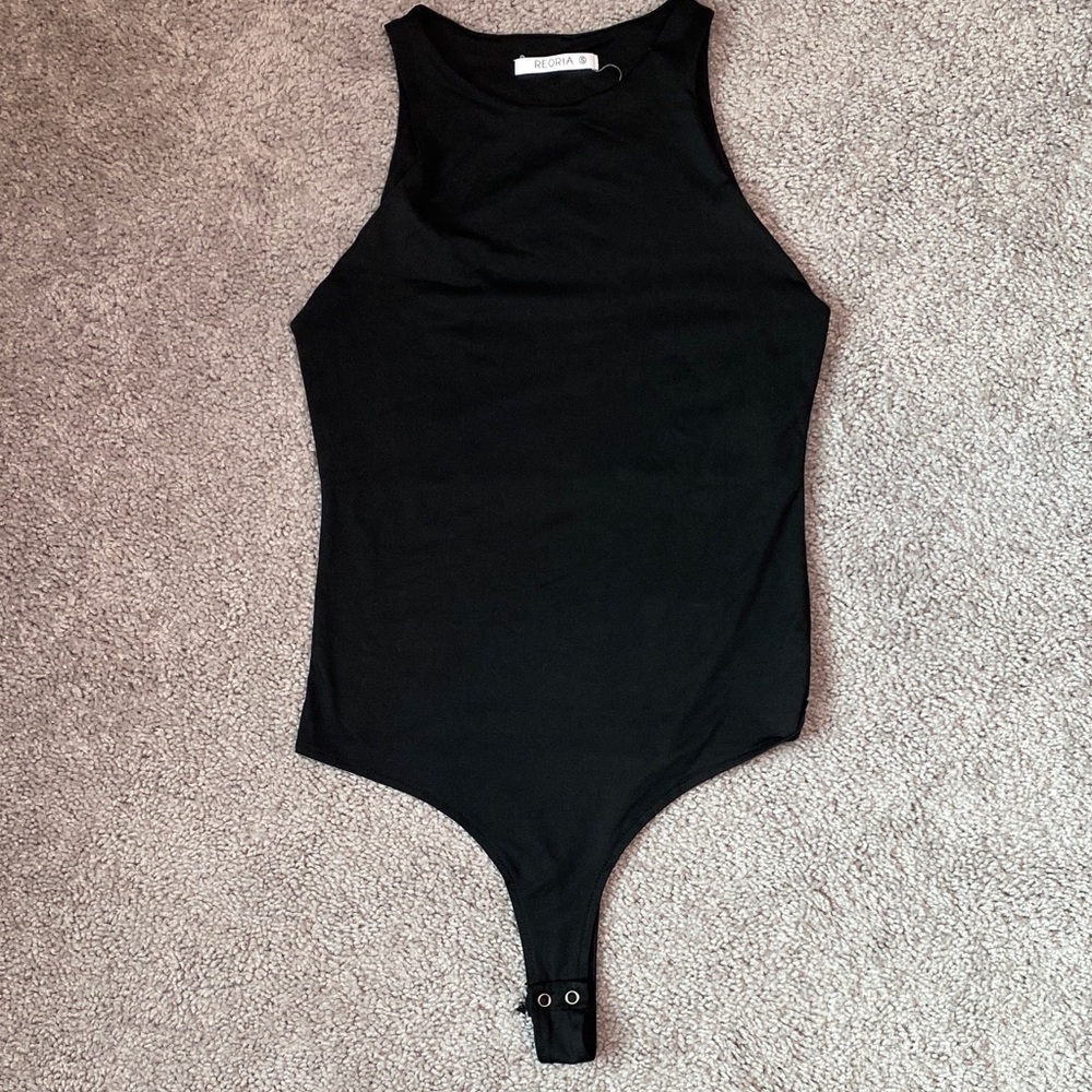ReoRia Black Sleeveless Bodysuit